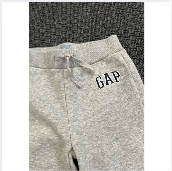 Gap Gri Eşofman altı 5 yaş