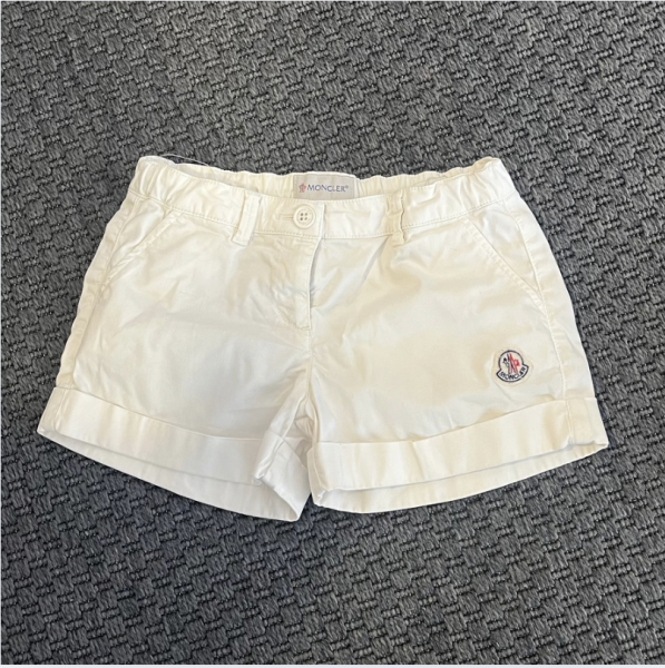 Moncler Beyaz Şort 3 yaş