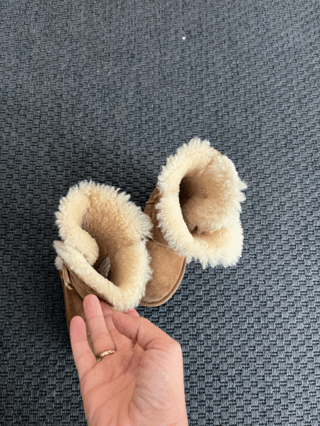 UGG Çizmeler 30 numara