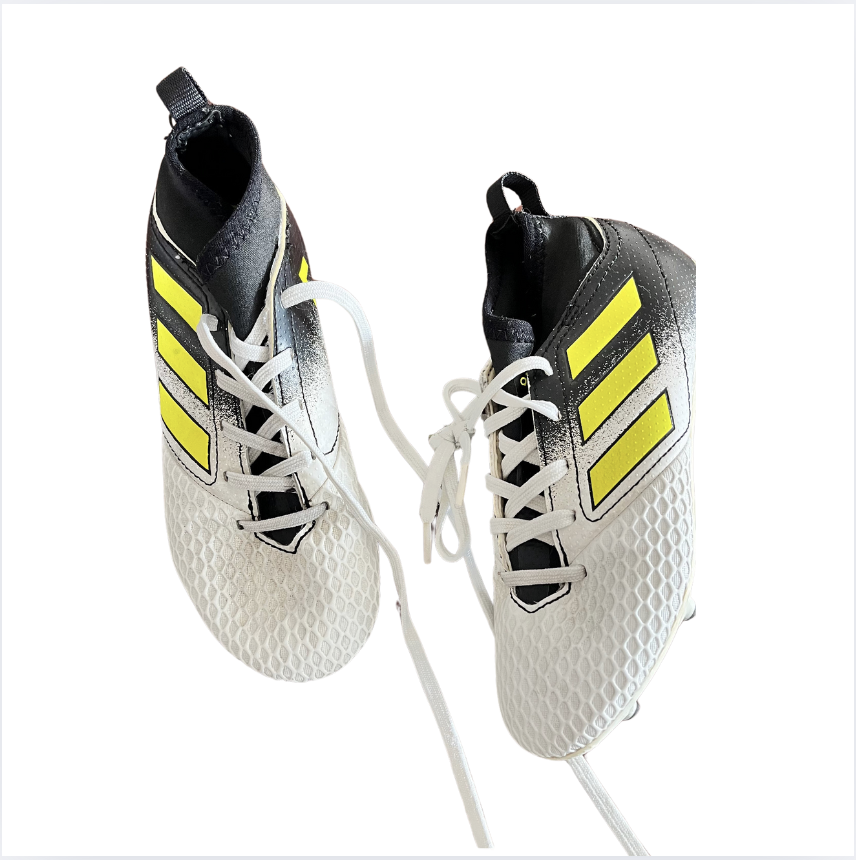 Adidas kramponlar 32 numara