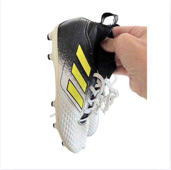 Adidas kramponlar 32 numara