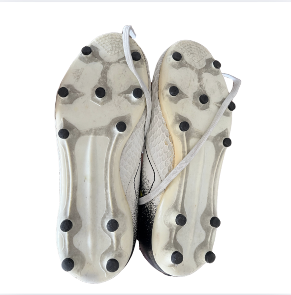 Adidas kramponlar 32 numara