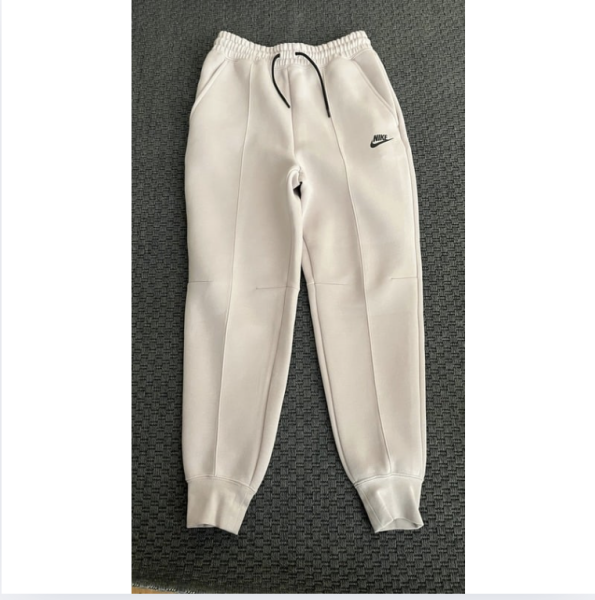 Nike Kız Çocuk Eşofman Takımı M beden 137-146cm 10 yaş