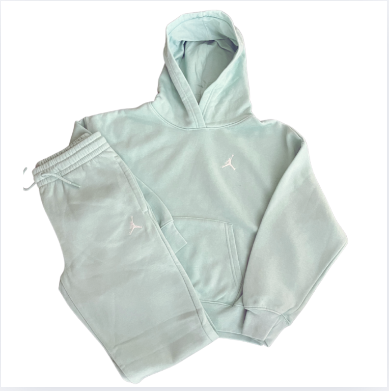 Nike Nil Yeşili Eşofman Takımı 12 13 yaş