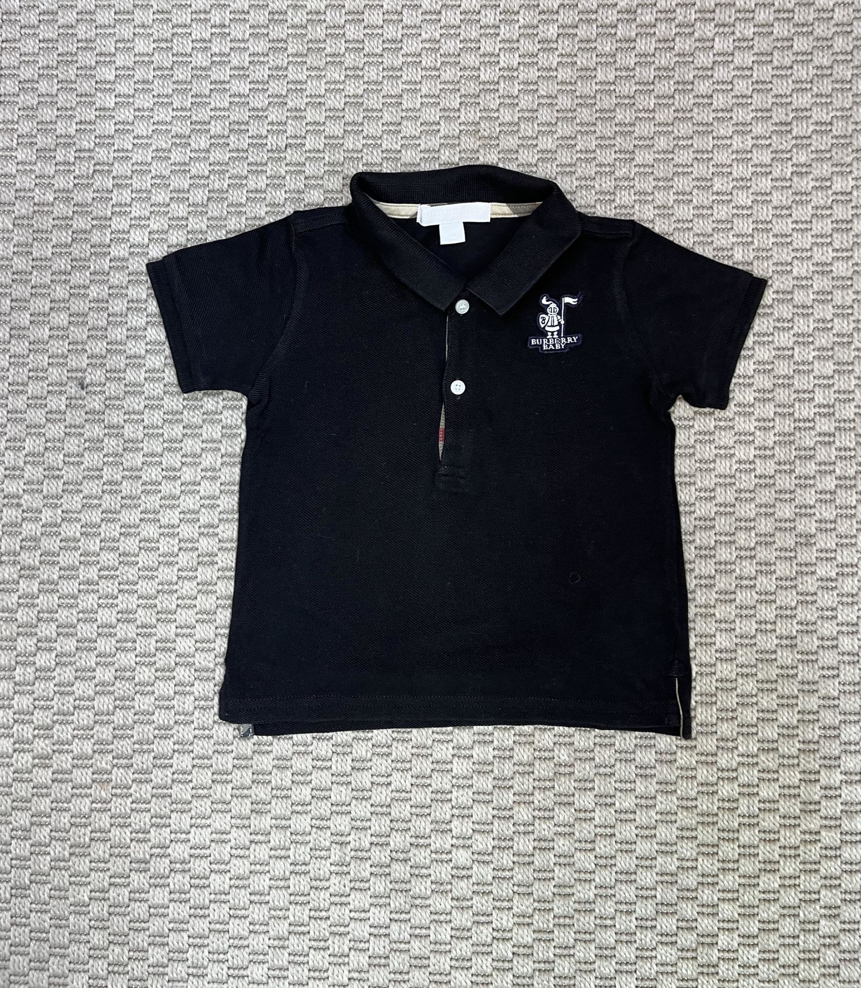Burberry Siyah tshirt 18 ay