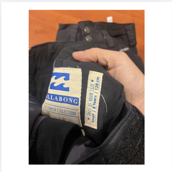 Billabong Siyah Kayak Pantolonu 8 yaş