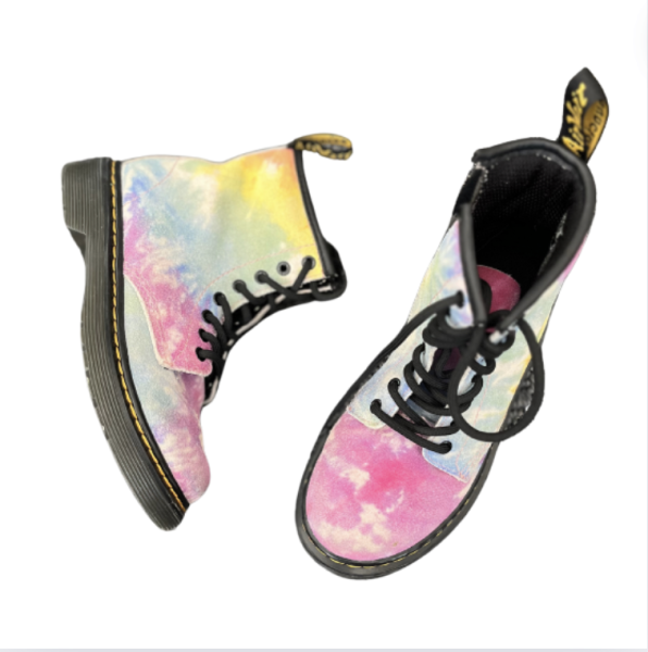 Dr. Martens Air Wair renkli botlar 31 numara yılbaşı