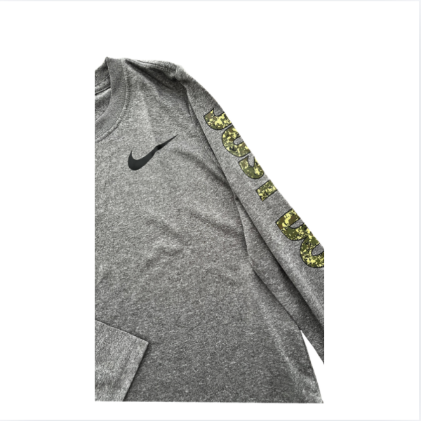 Nike Dry fit uzun kollu t shirt 6 7 yaş