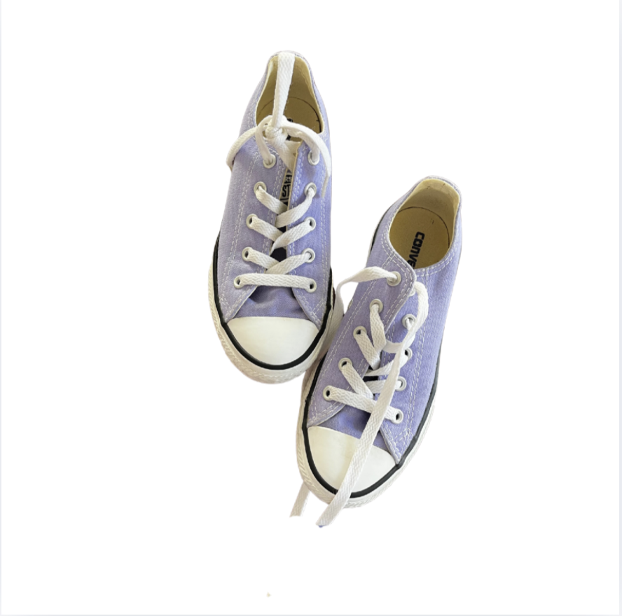 Converse lila rengi 32 numără
