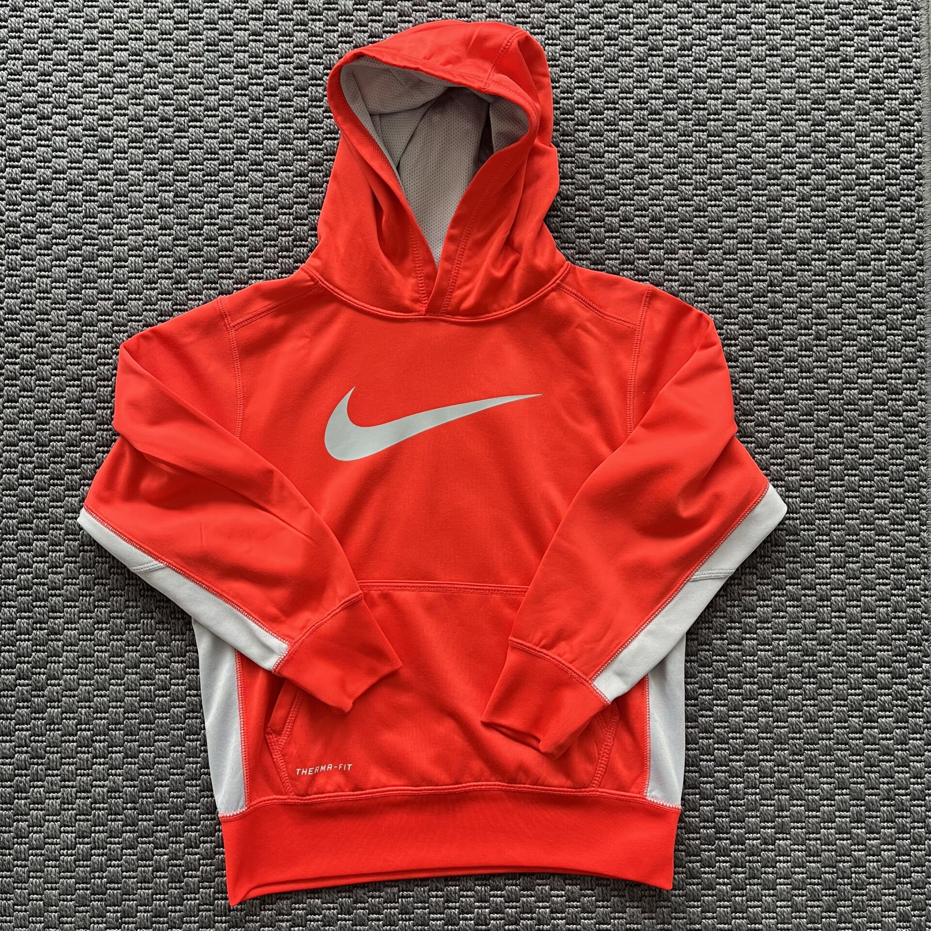 Nike İçi Polar Termal Sweatshirt 8-10 yaş