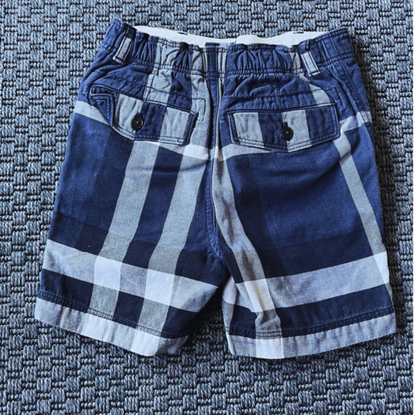 Burberry lacivert bermuda şort 2 yaş