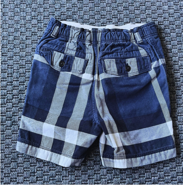 Burberry lacivert bermuda şort 2 yaş