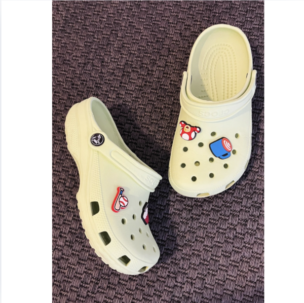 Crocs terlikler J3 34-35 Numara