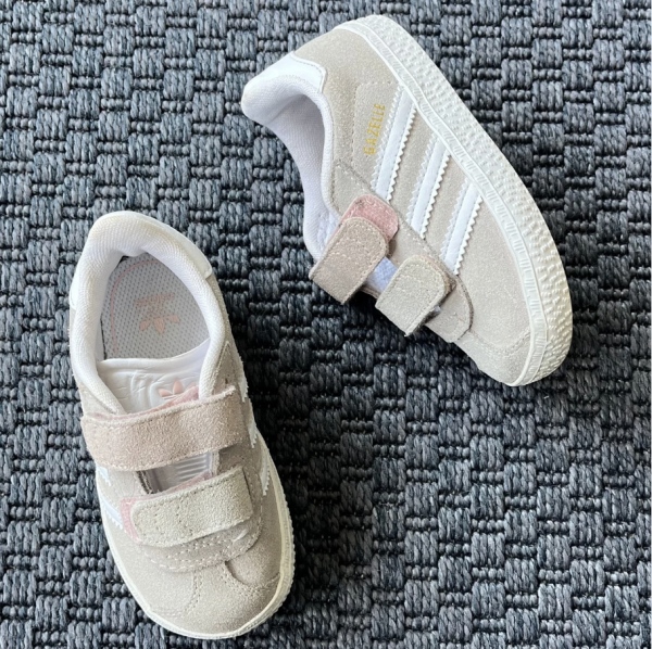 Adidas Gazelle ayakkabılar 22 numara