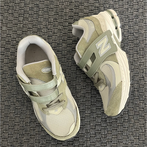 New Balance 2002R 35 Numara