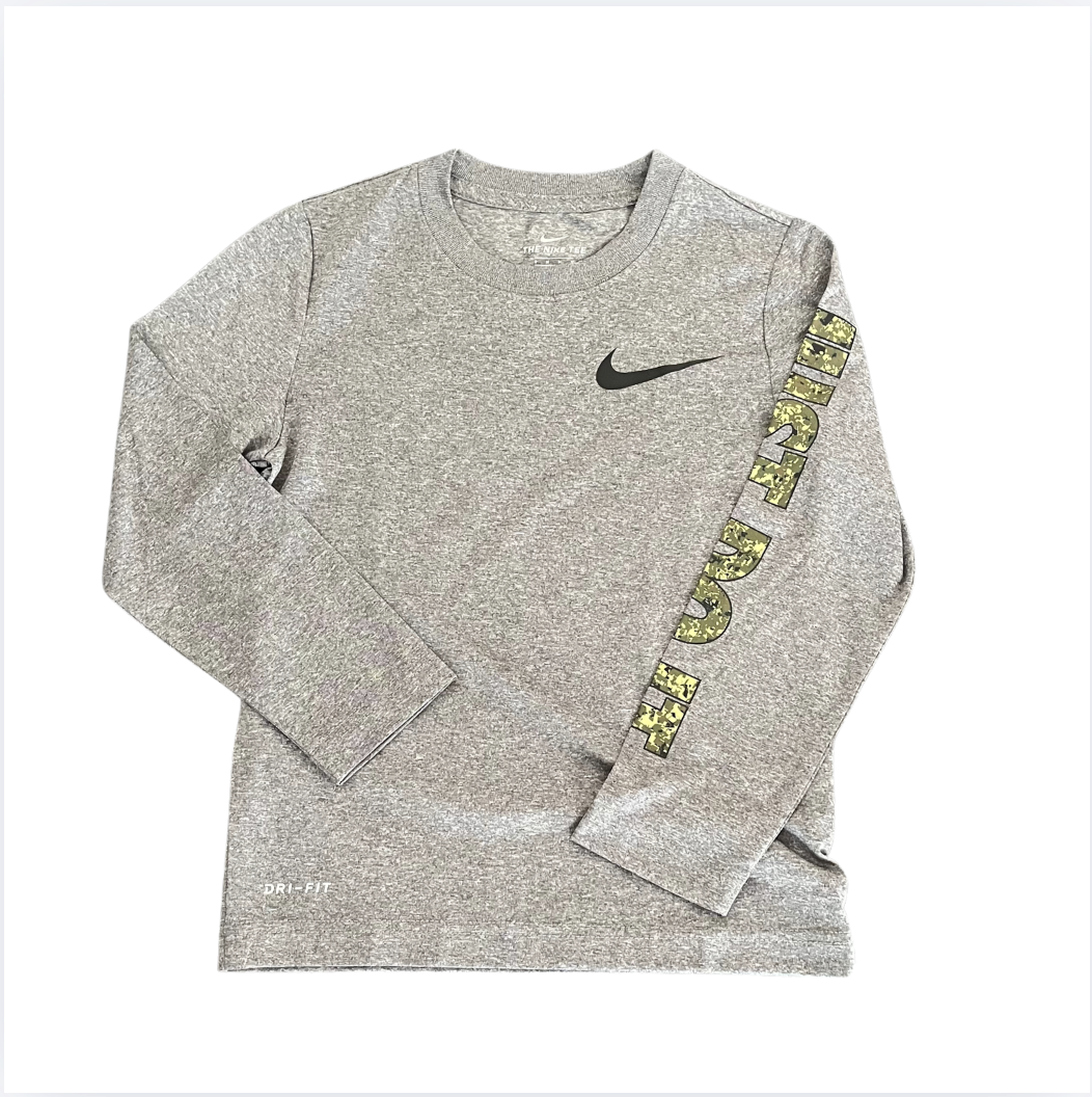 Nike Dryfit uzun kollu tshirt M beden 10 12 yaş