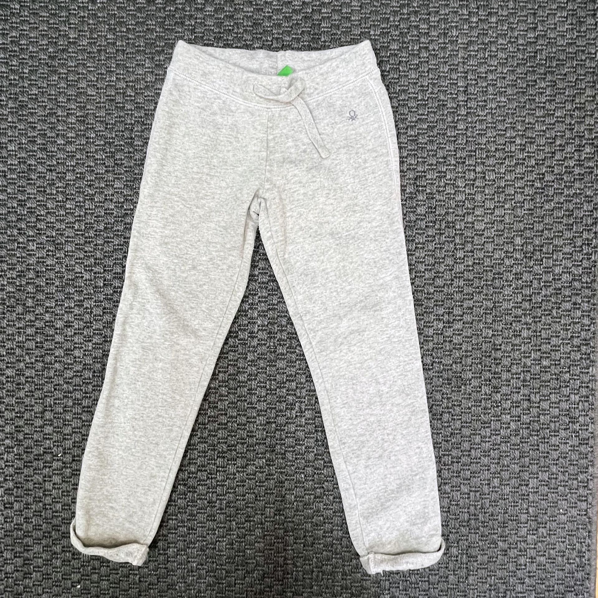 Benetton Gri Eşofman Altı 6-7 yaş
