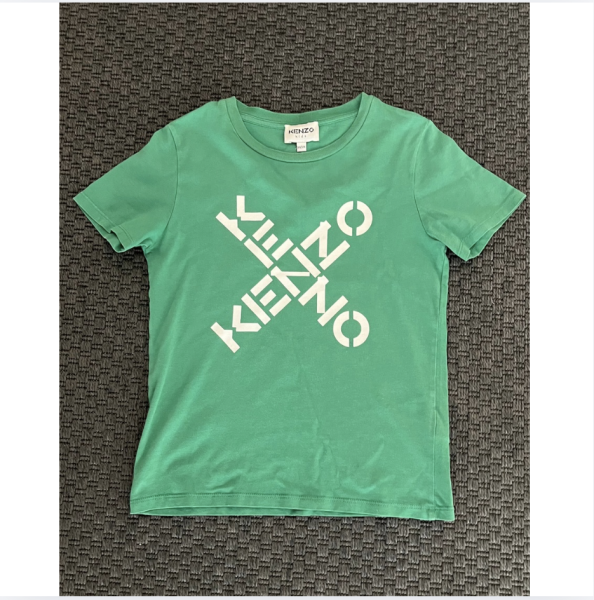 Kenzo yeşil tshirt 8 yaş 128 cm