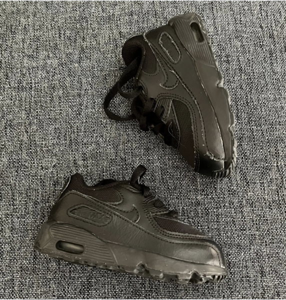 Nike Air Max Siyah Ayakkabılar 22 numara