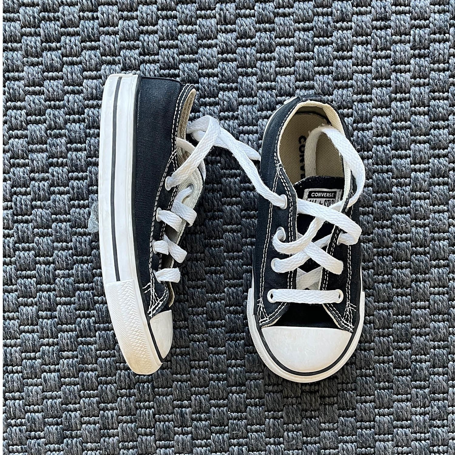 Siyah Converse 25 numara