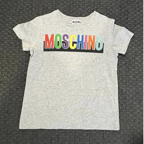 Moschino gri tshirt 8 yaş
