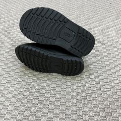 Ugg Siyah Deri Botlar Kız 25 numara