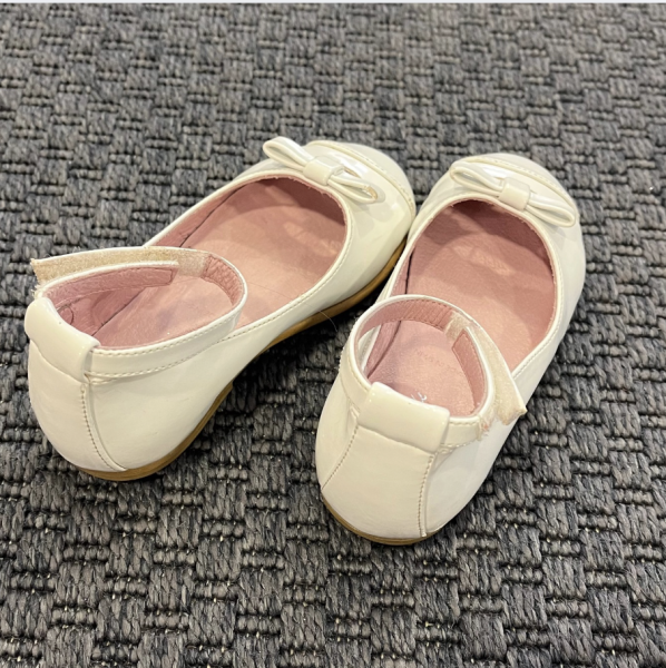 Jacadi Beyaz Rugan Babetler 24 numara yılbaşı