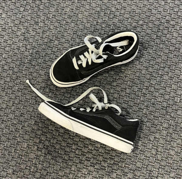 Vans Siyah Simli Ayakkabılar 32 numara