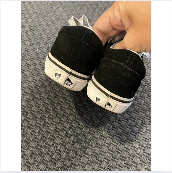 Vans Siyah Simli Ayakkabılar 32 numara