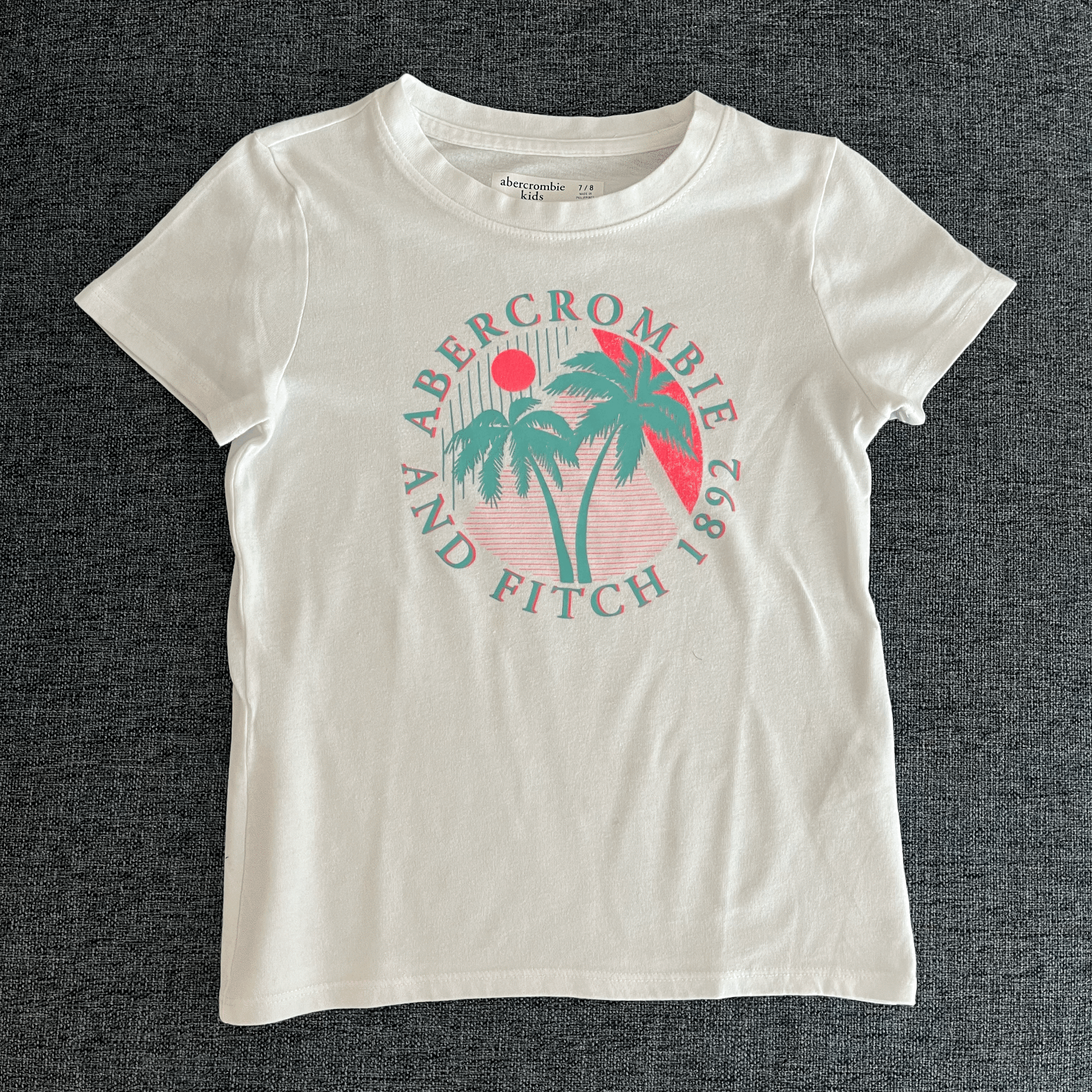 Abercrombie Palmiyeli  T shirt 7 8 yaş