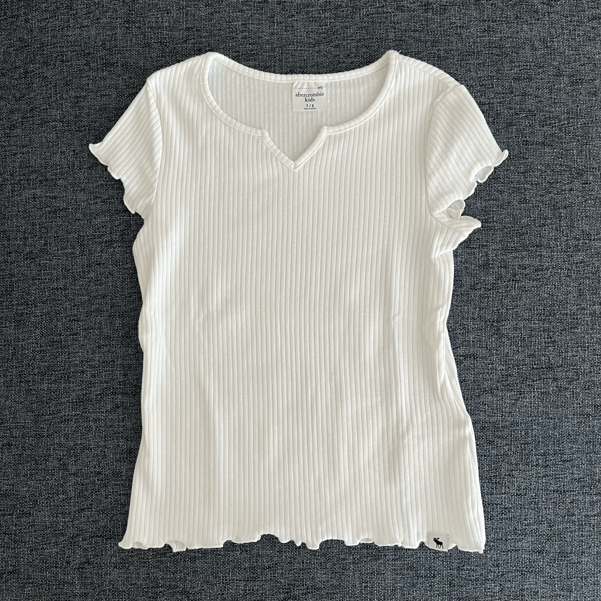 Abercrombie Beyaz t shirt 7 8 yaş