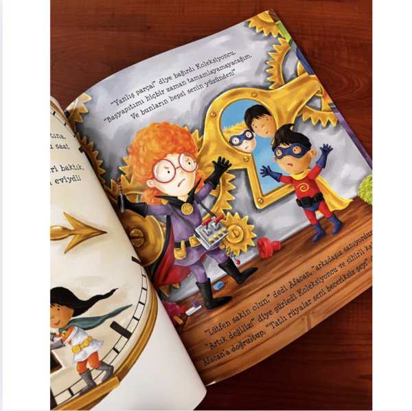 Dolabımda bir Süper Kahraman Var Kitap