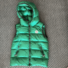 Moncler Puffer Yelek 8 yaş yılbaşı kayak